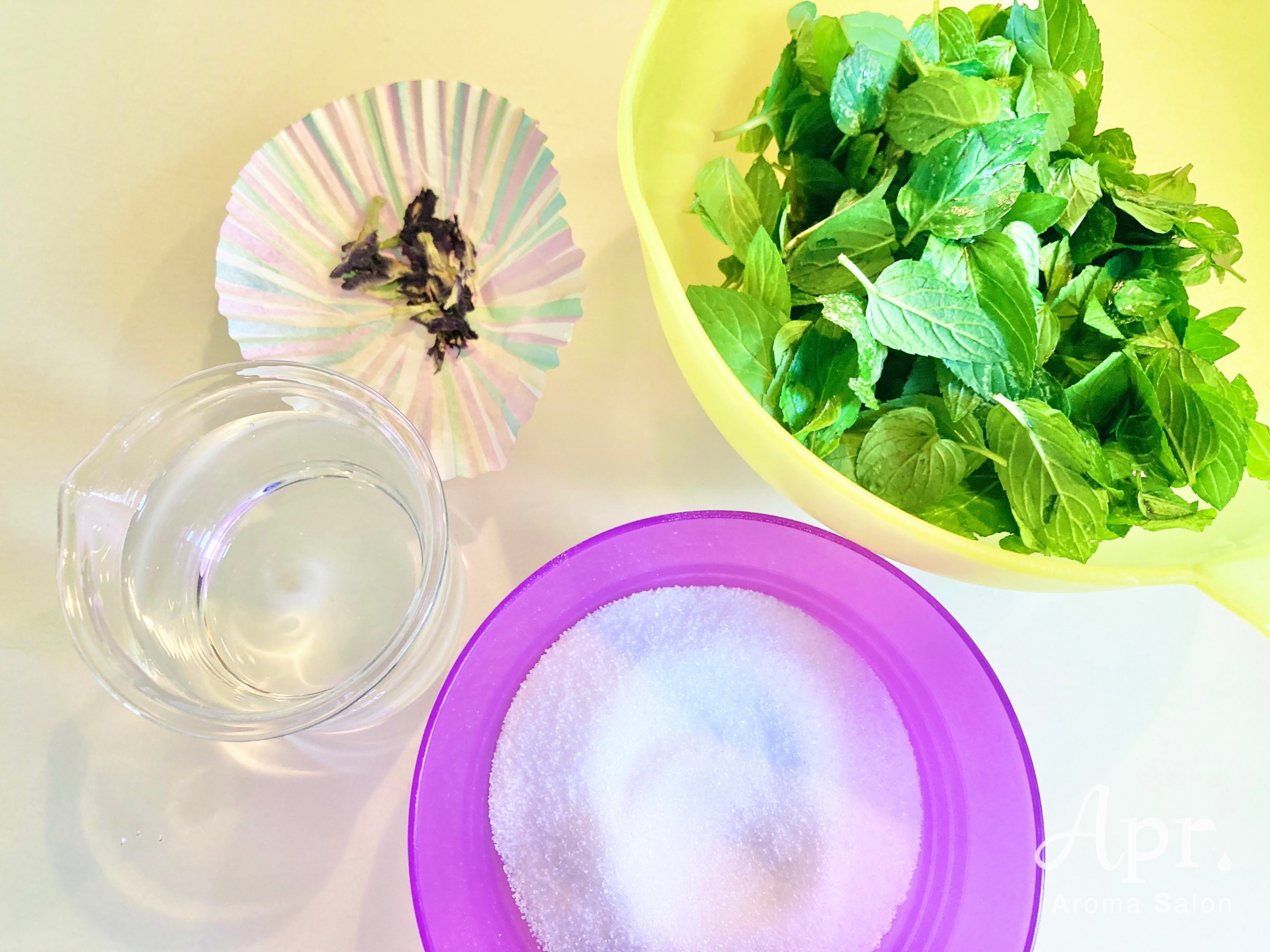 育ったミントでアレンジミントシロップを作ってみた Apr Aroma Salon